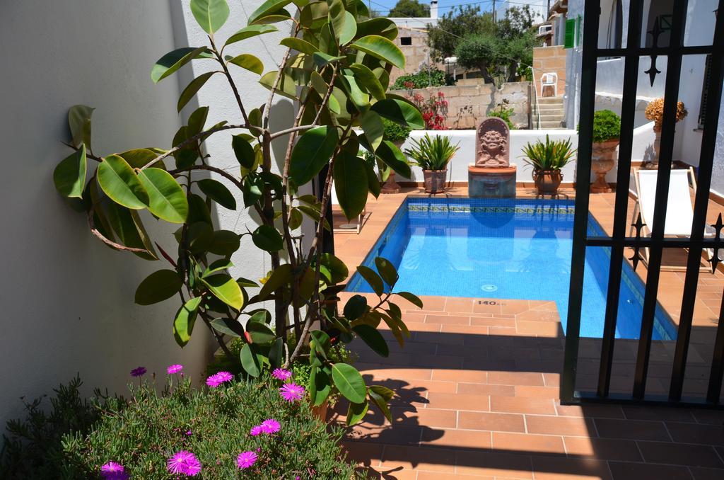 Fowlers Hotel Cala d'Or  Exterior photo