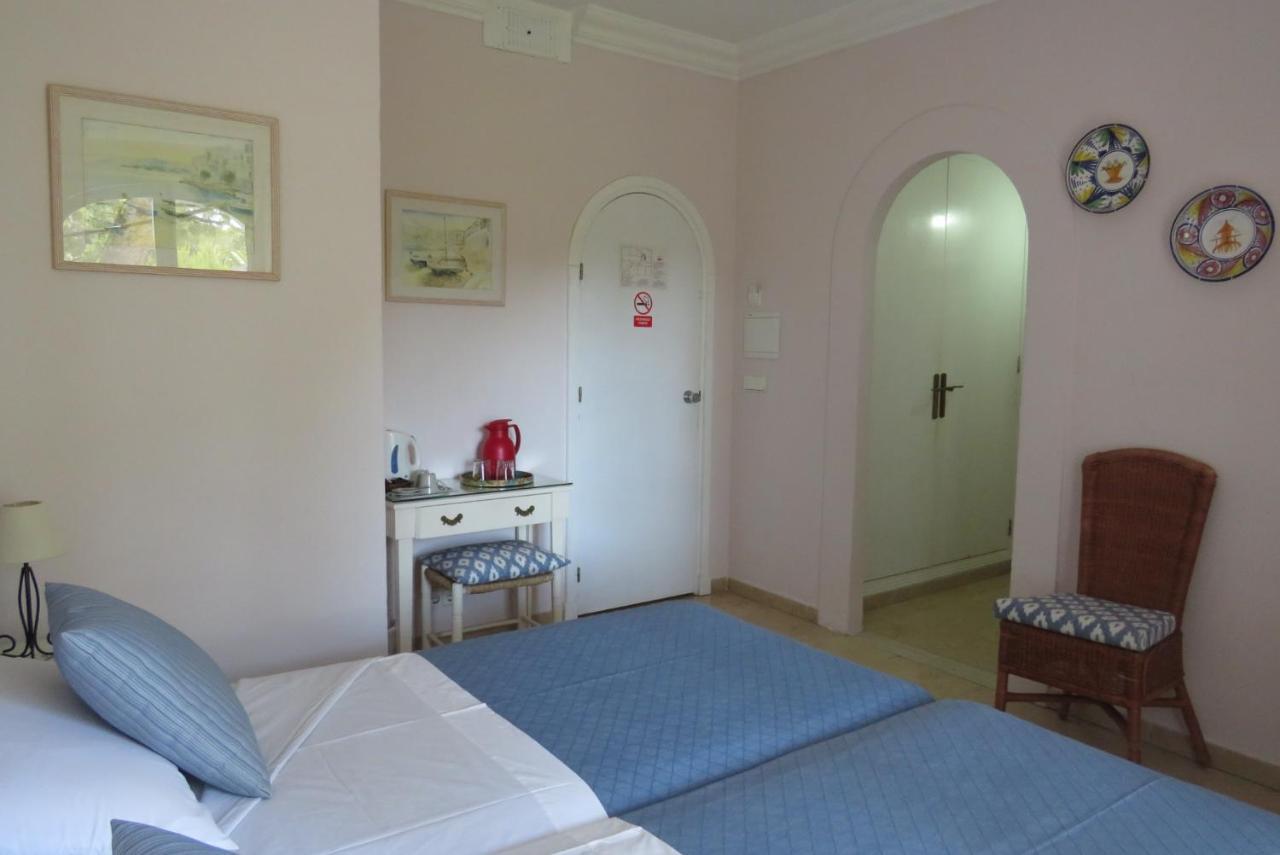 Fowlers Hotel Cala d'Or  Exterior photo